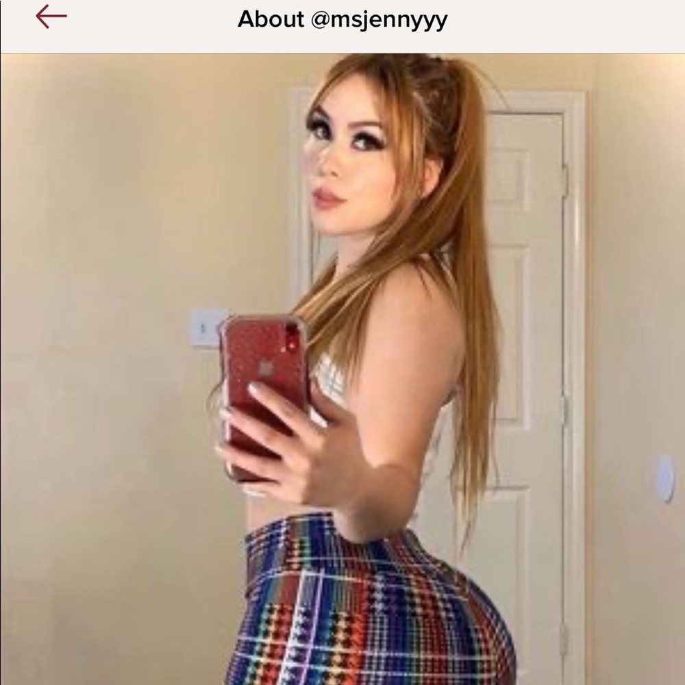 Be aware of this woman. A scammer.